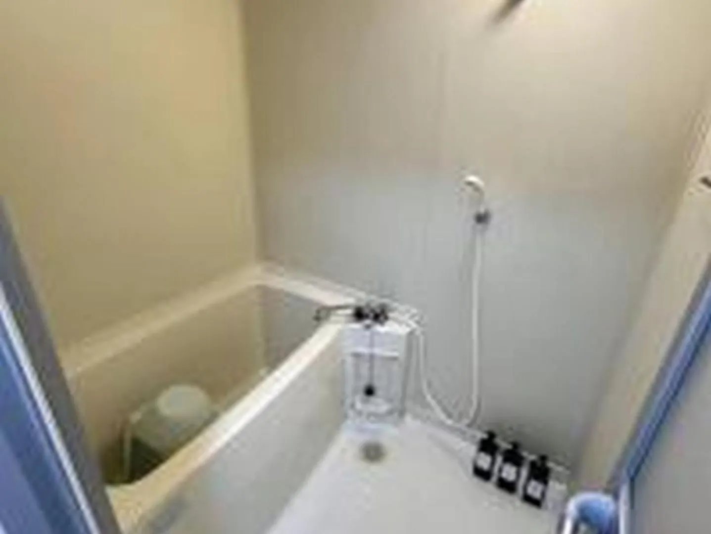 アルツマンション202 Apartment Osaka 0*,  Japan